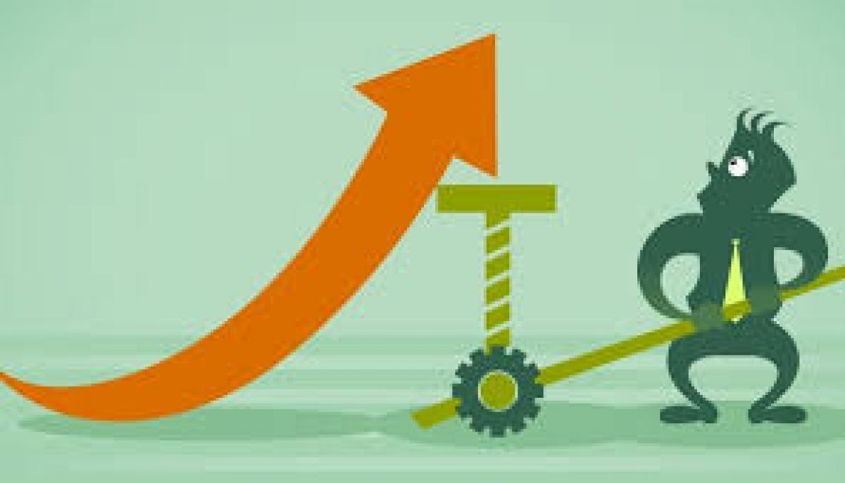 Actualizadas las retribuciones del profesorado de la concertada en 2026: analogía retributiva y complemento de maestro en ESO