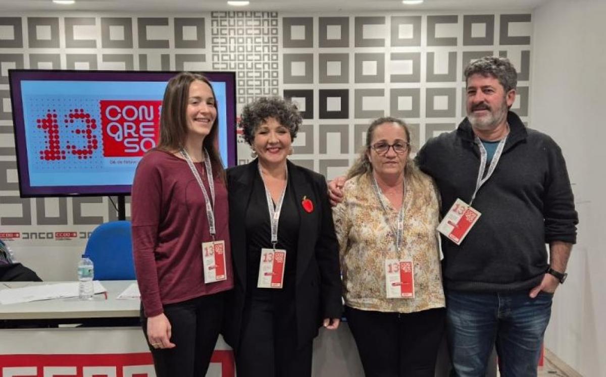 Susana Fernández (segunda por la izquierda) junto a otros miembros de la Federación de Enseñanza CCOO Guadalajara